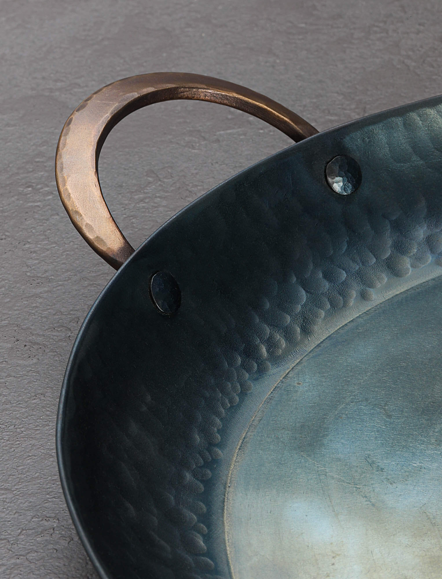 Blanc Creatives - Virginia Cookware Bronze Handle Heritage Roaster