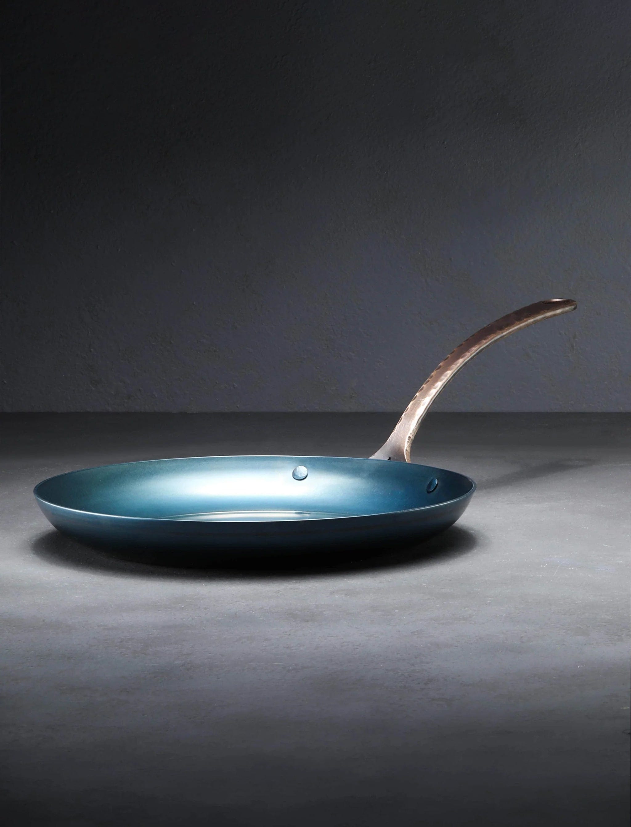 Bronze Handle Pro Skillet | Eatingtools