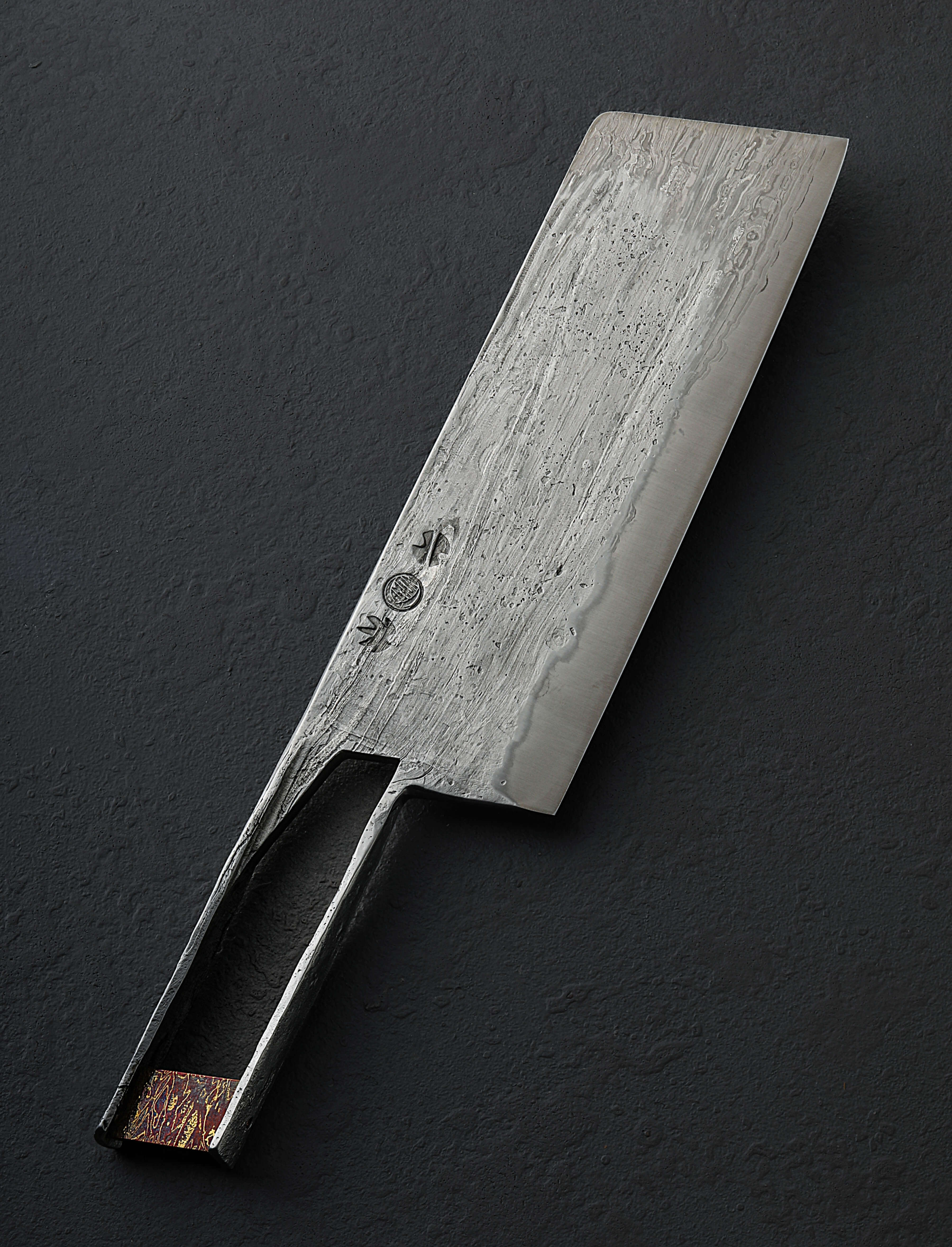 http://eatingtools.com/cdn/shop/files/nakiri-vegetable-cleaver-benjamin-kamon-austria-kamon-x-prince-7-year-nakiri-195mm-43998844846355.jpg?v=1701097733