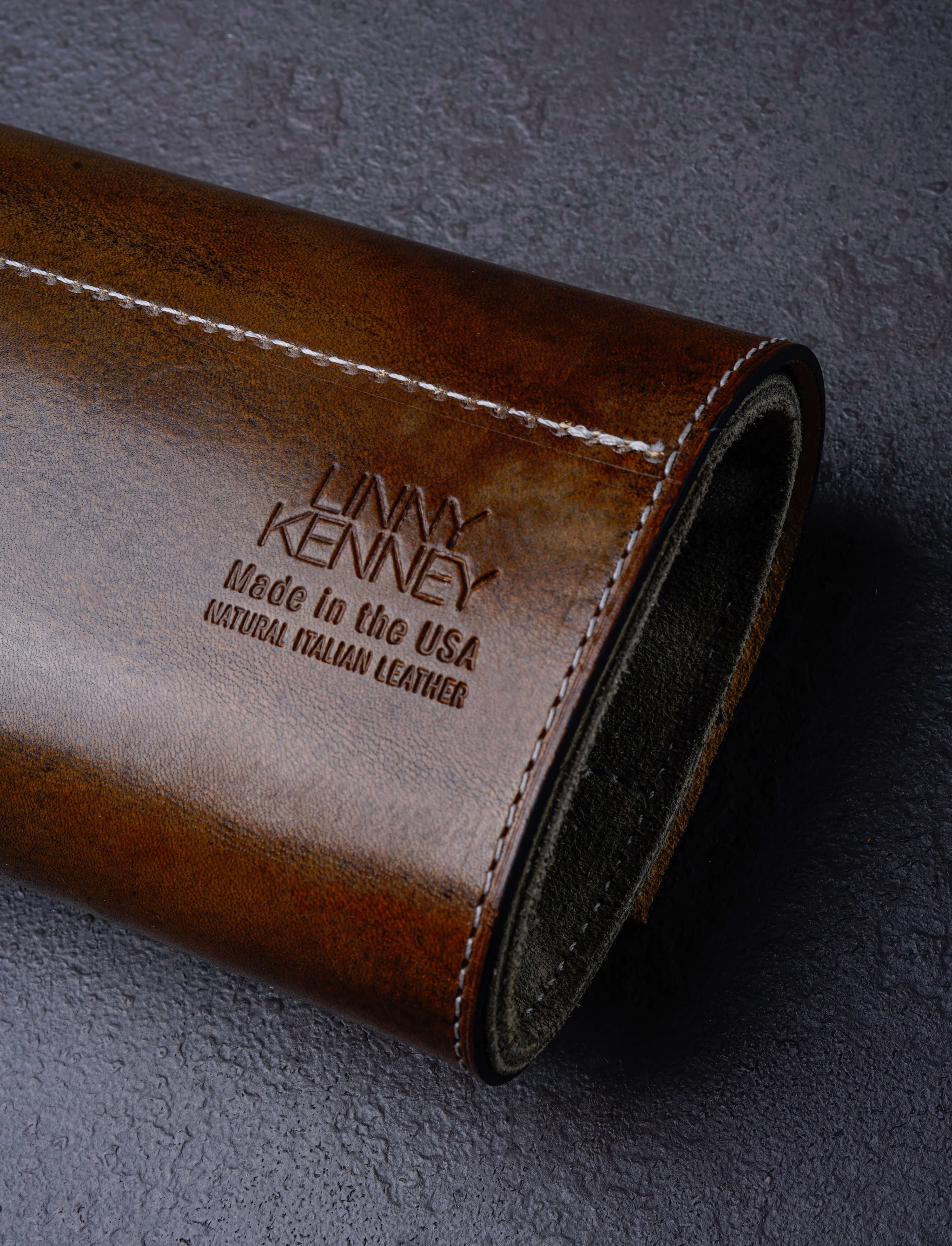 Linny Kenney Leather - New Hampshire Accessories & Apparel Leather 5-Slot Knife Roll