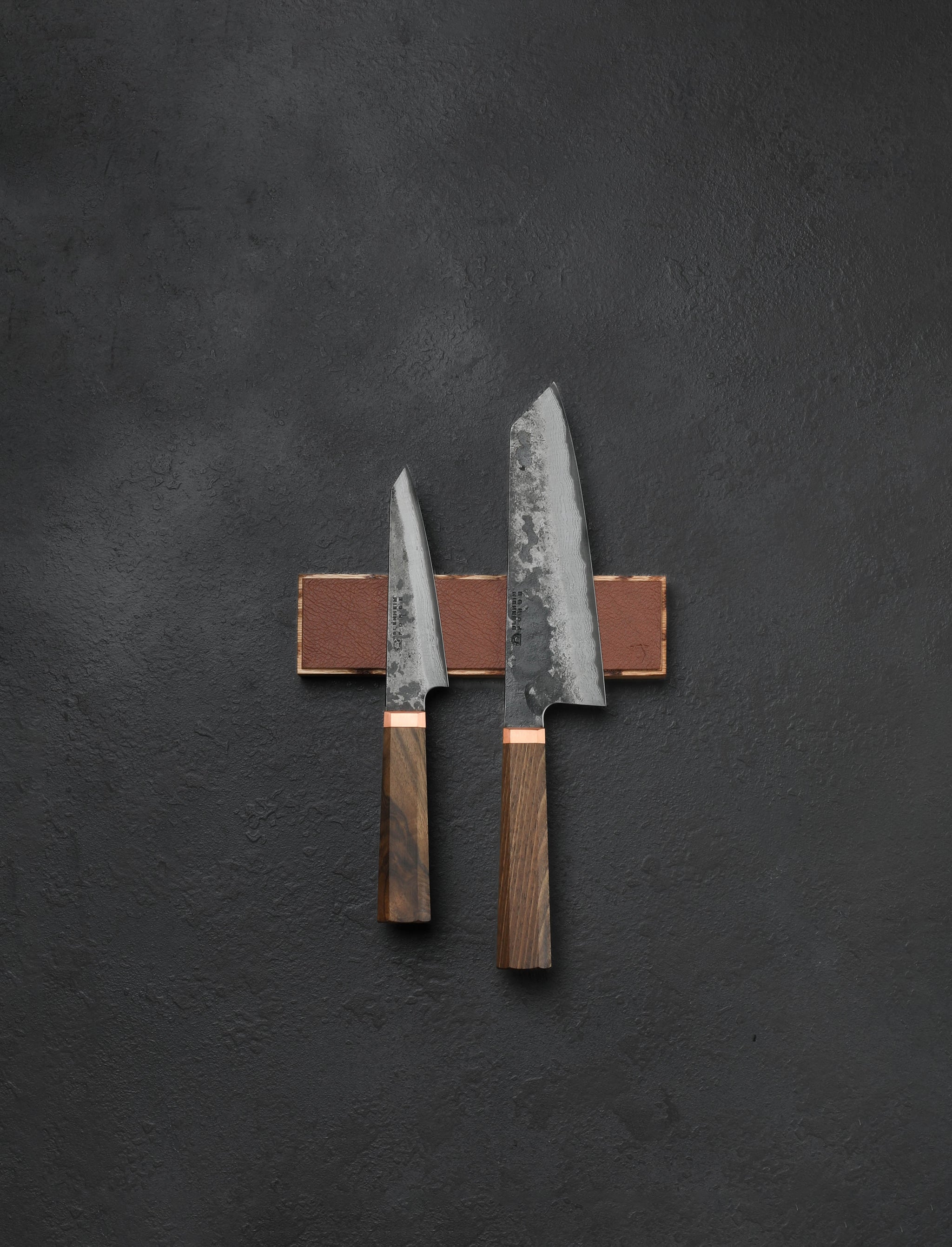 Piotr the Bear - Sweden Accessories & Apparel 20 cm / 7.9" Brown Leather & Oak Magnetic Knife Rack