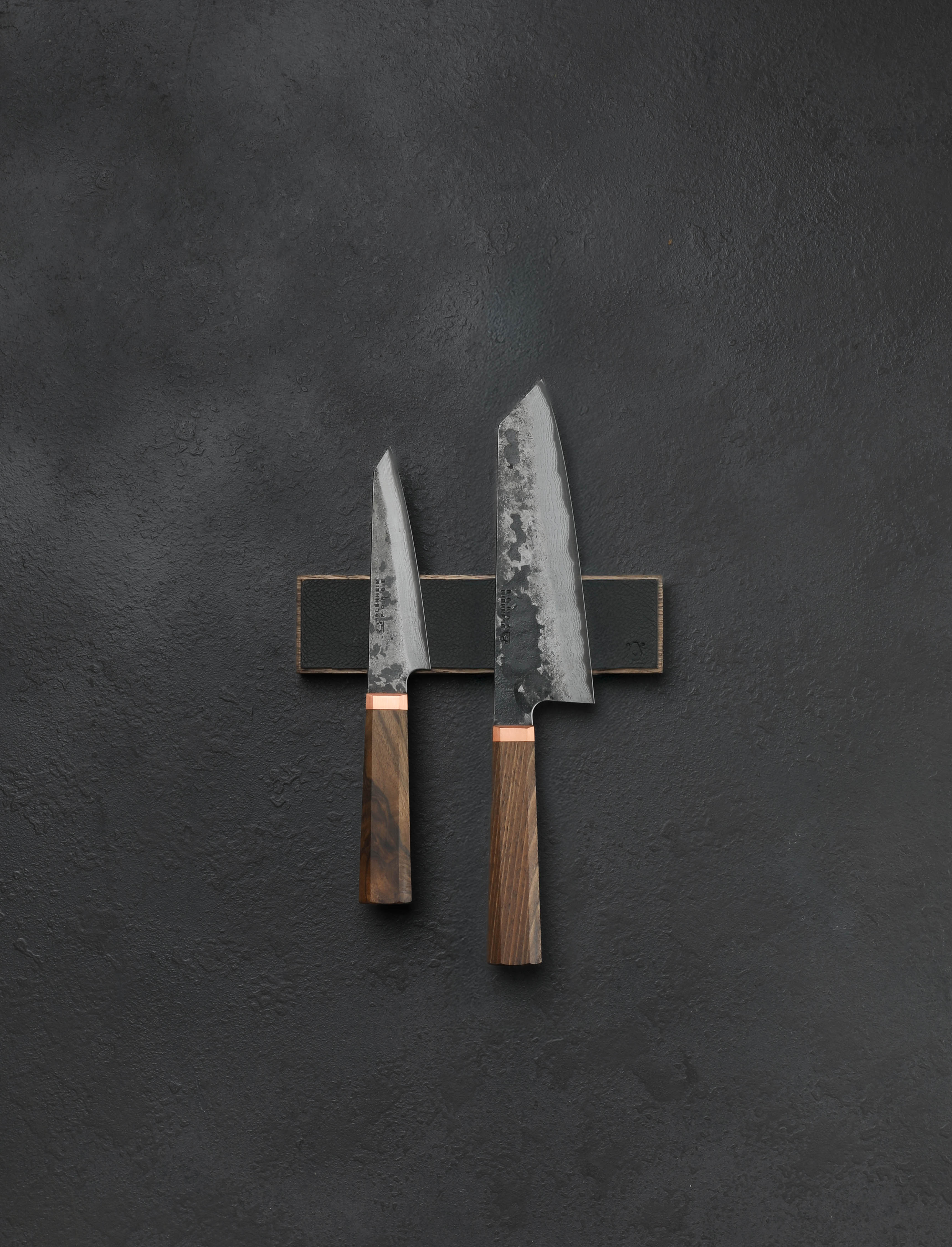 Leather & Oak Magnetic Knife Rack | Eatingtools