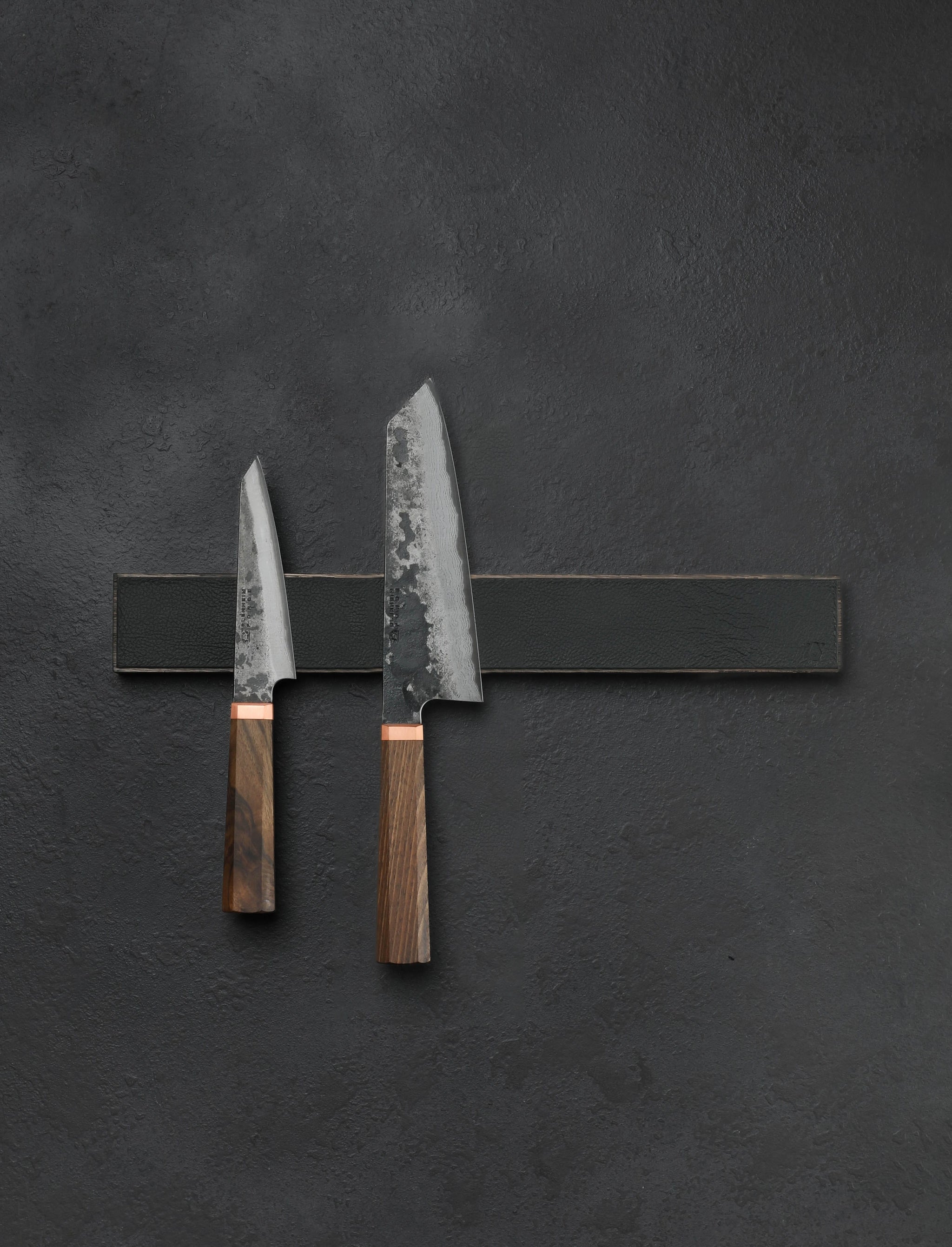 Piotr the Bear - Sweden Accessories & Apparel 40 cm / 15.8" Leather & Oak Magnetic Knife Rack