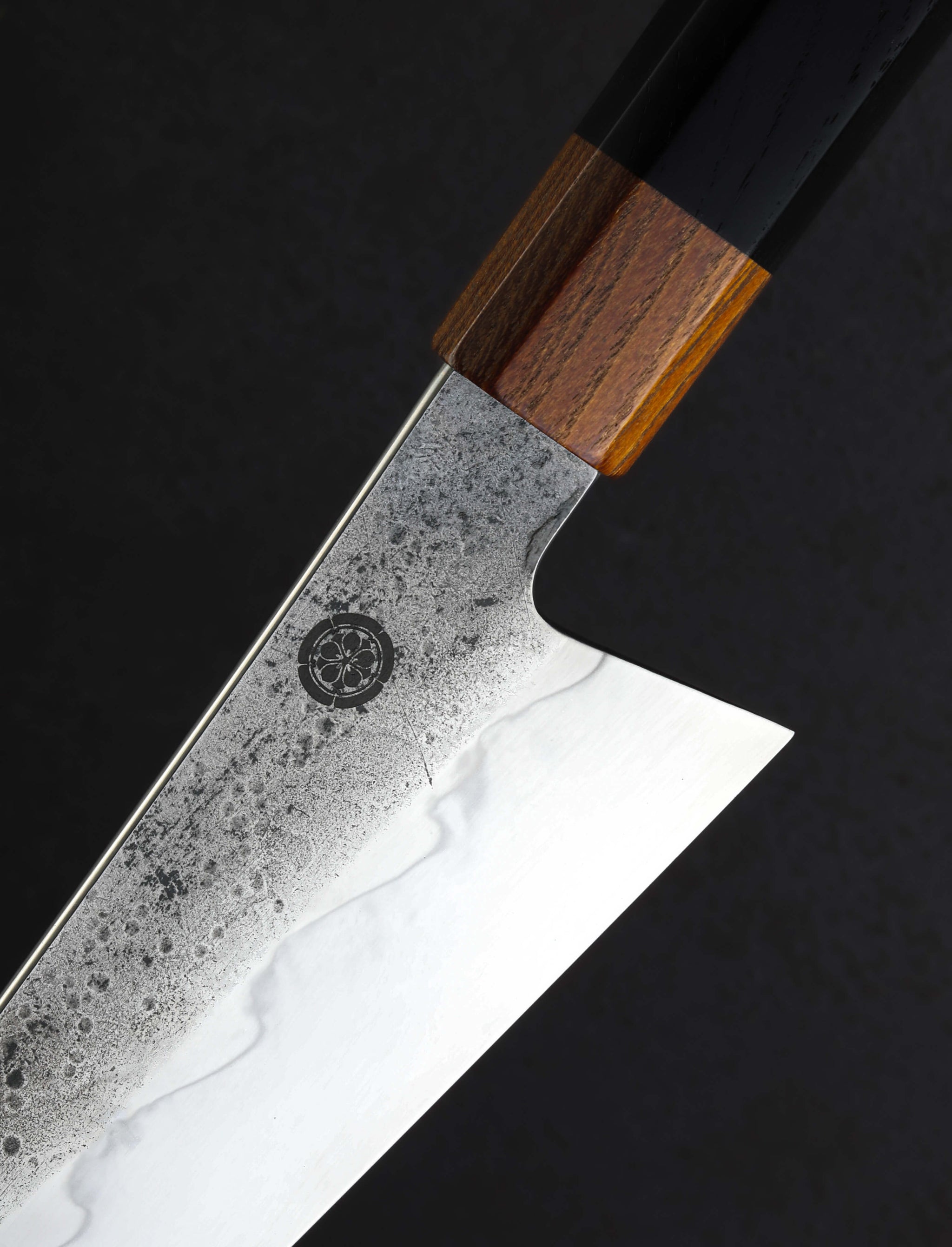 Dmitriy Popov - Australia Chef & Gyuto Popov Honyaki Honesuki 230mm