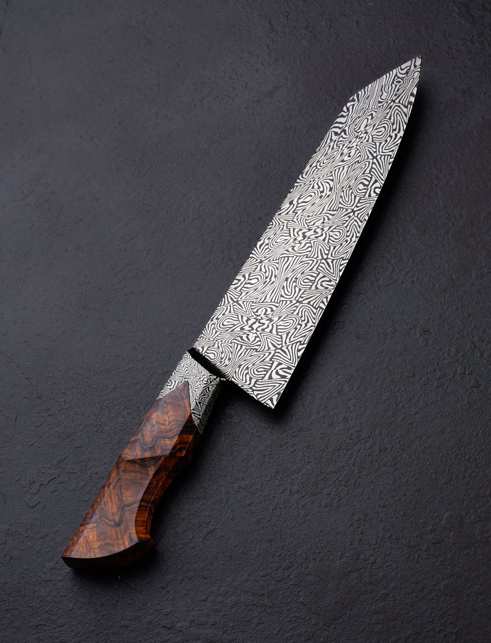 Salem Straub - Washington Chef & Gyuto Depth Perception V-Neck Chef 241mm