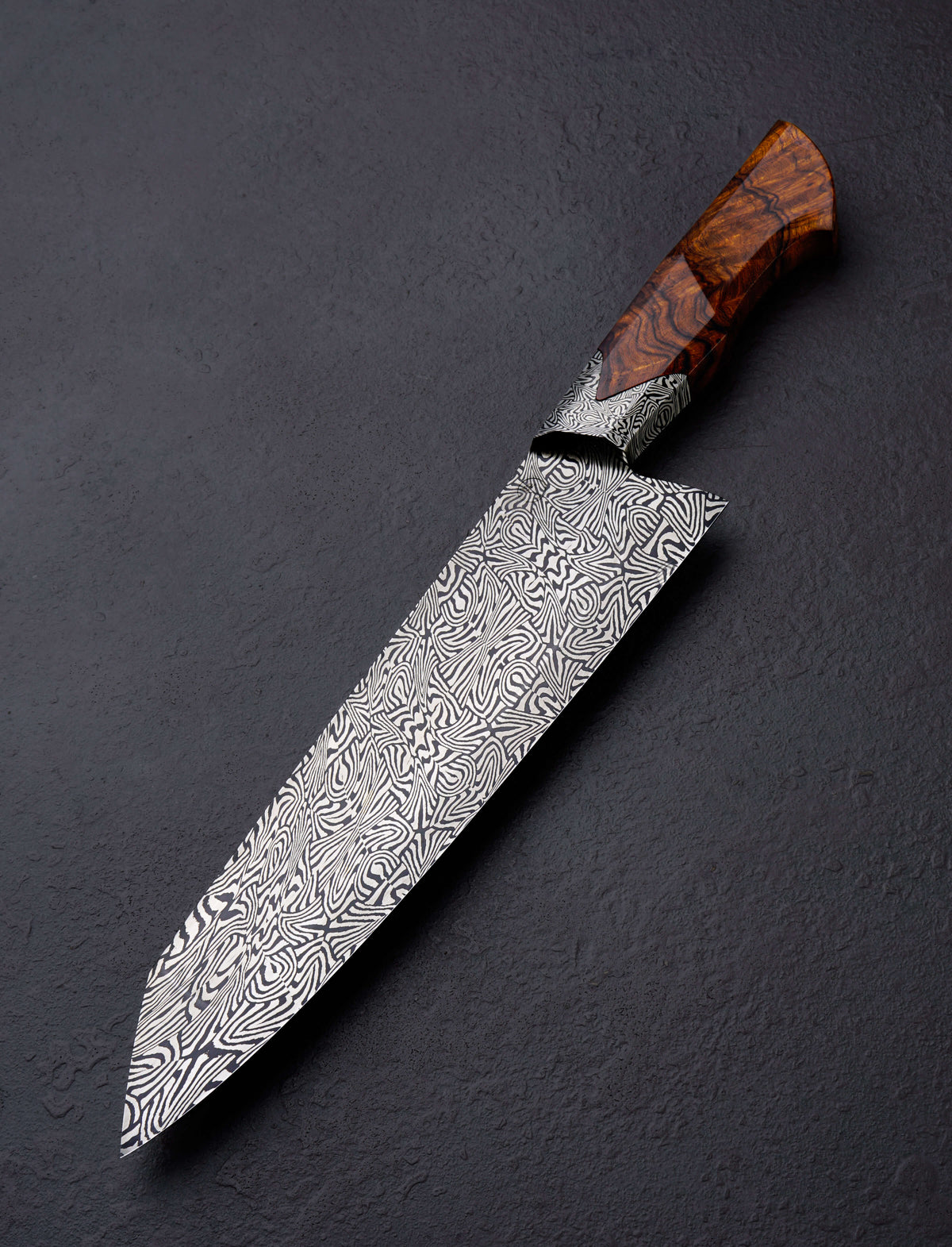 Salem Straub - Washington Chef & Gyuto Depth Perception V-Neck Chef 241mm