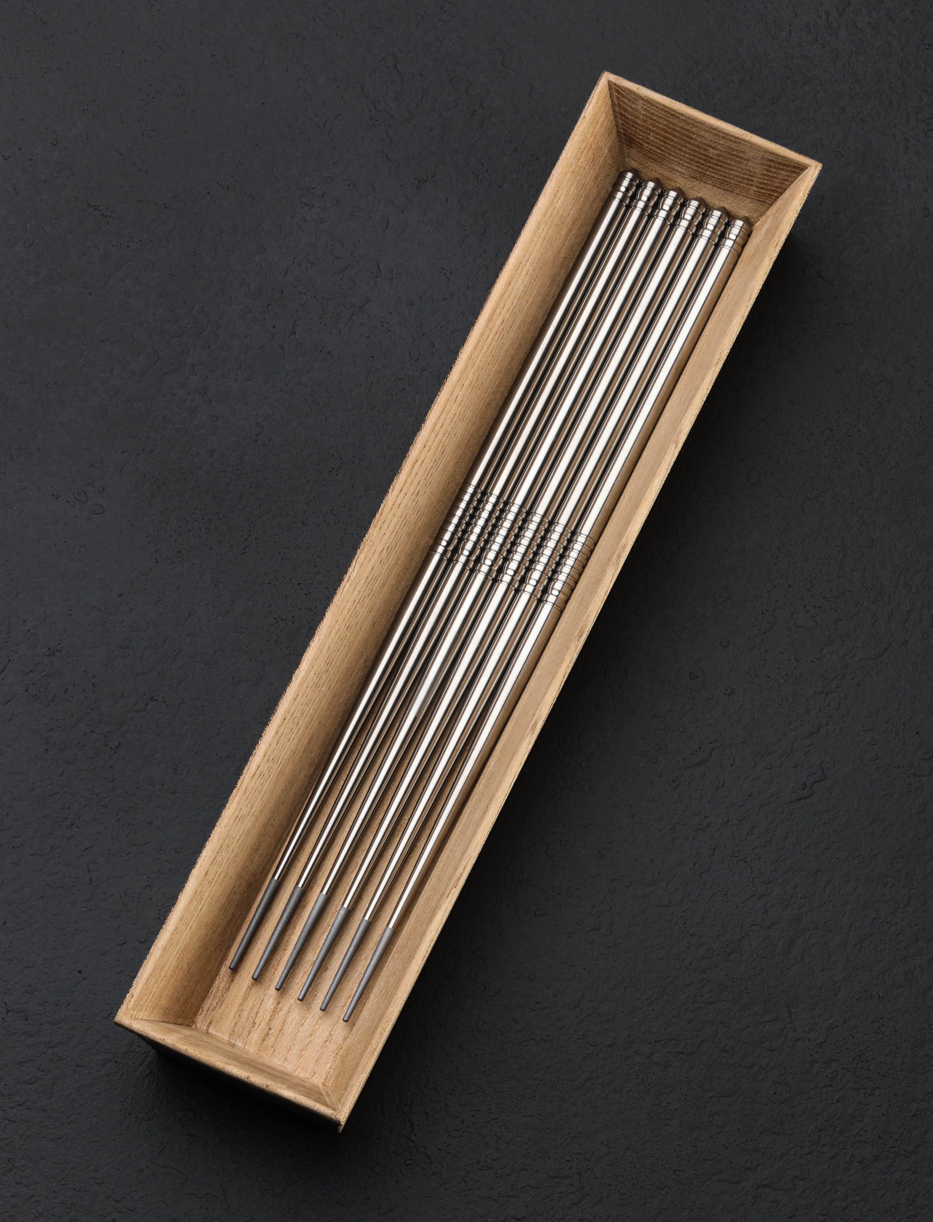 Elm Chopsticks Box | Eatingtools.com