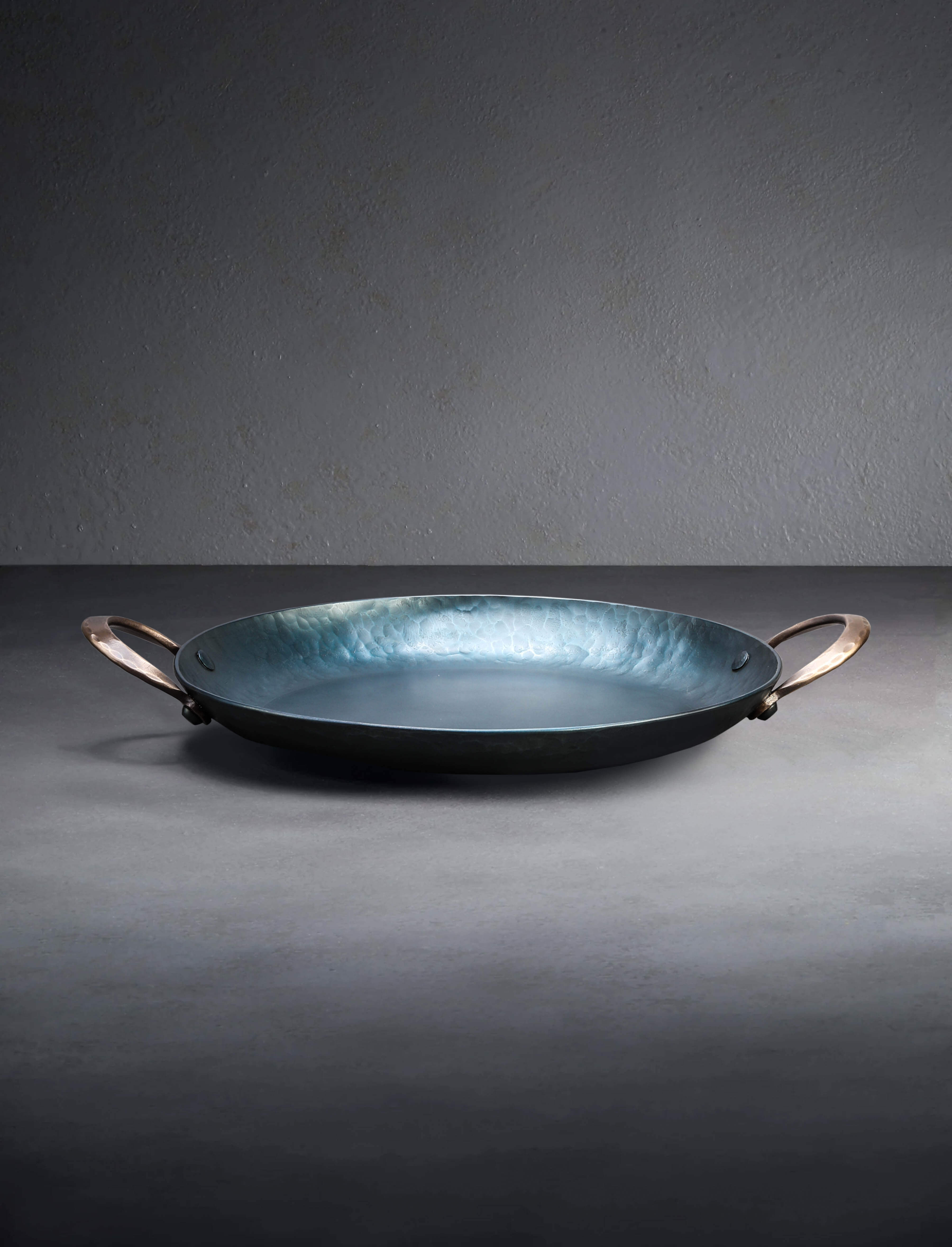 Bronze Heritage Carbon Roaster | Eatingtools