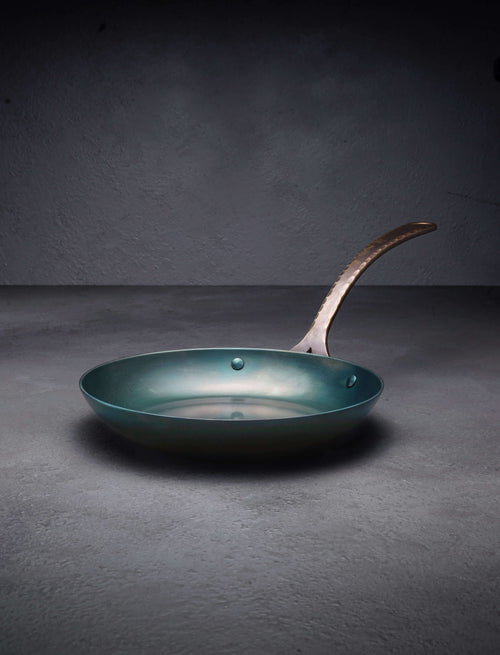 Blanc Creatives - Virginia Cookware 9 inch Bronze Handle Pro Skillet