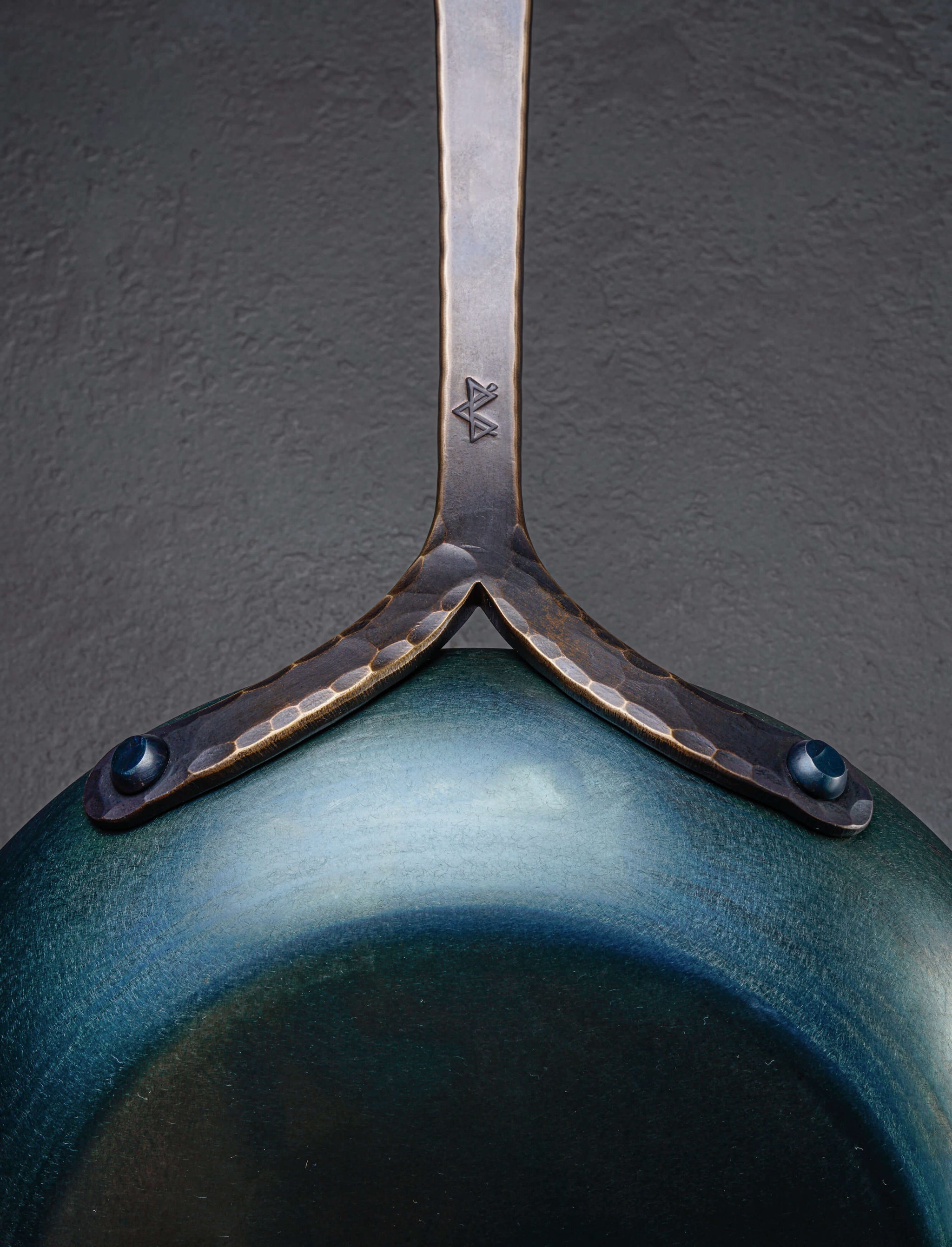 Blanc Creatives - Virginia Cookware Bronze Handle Pro Skillet