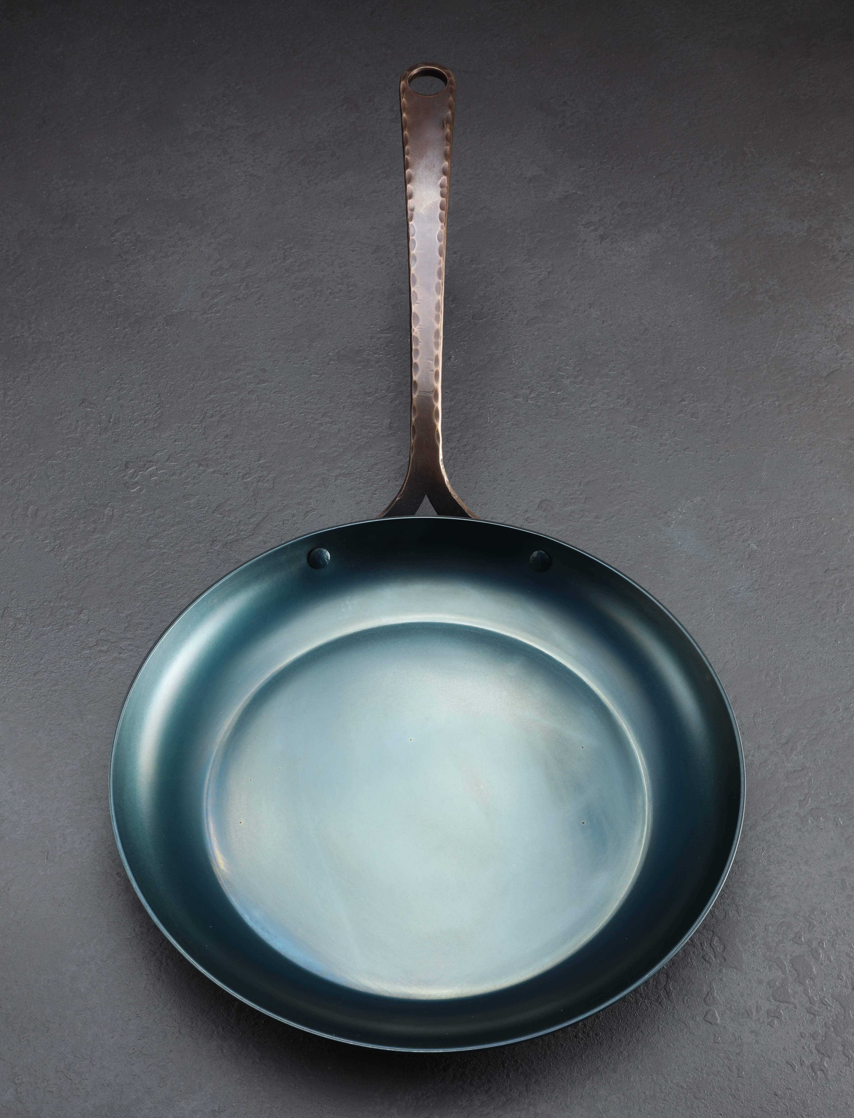 Bronze Handle Pro Skillet | Eatingtools
