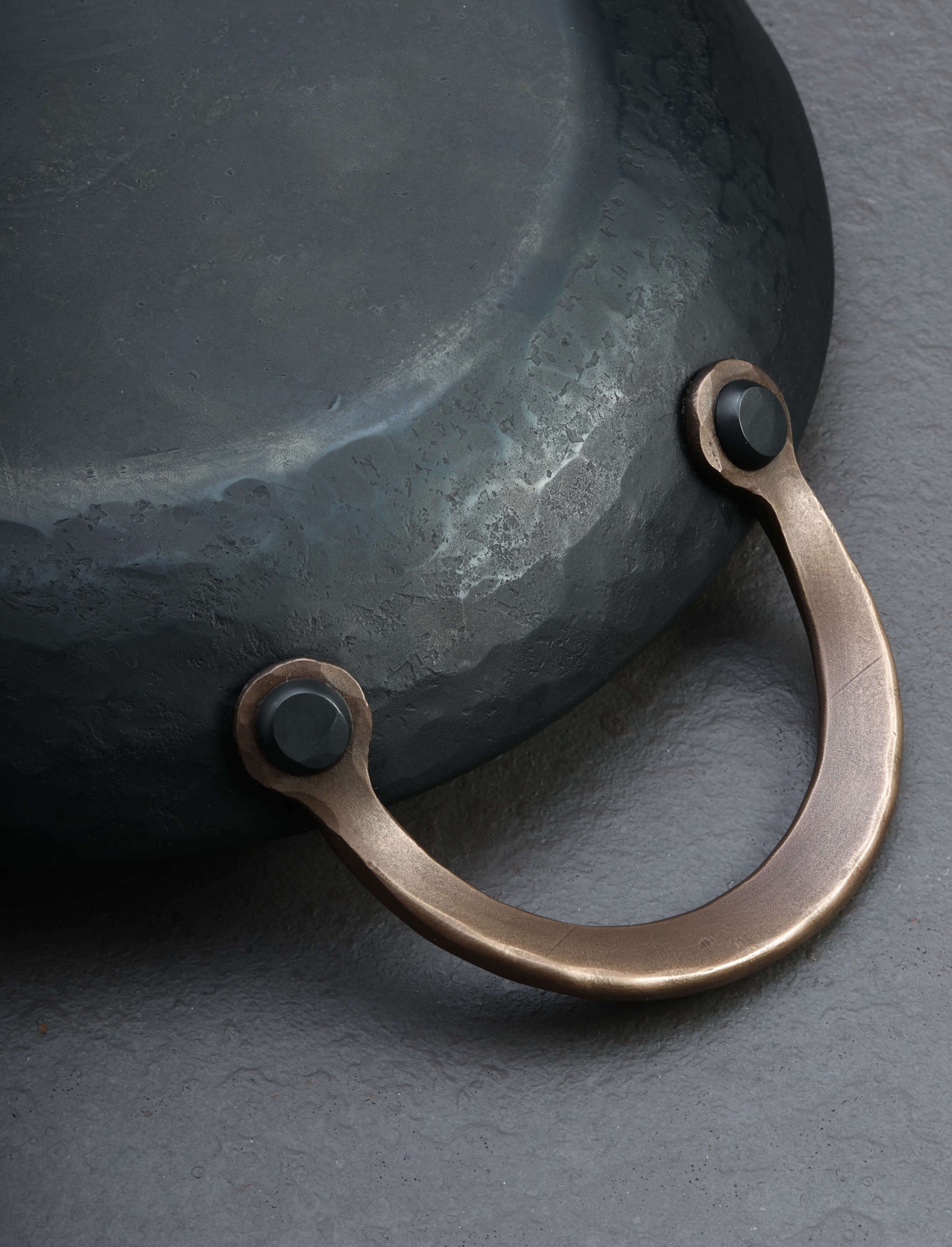 Blanc Creatives - Virginia Cookware Bronze Heritage Carbon Roaster