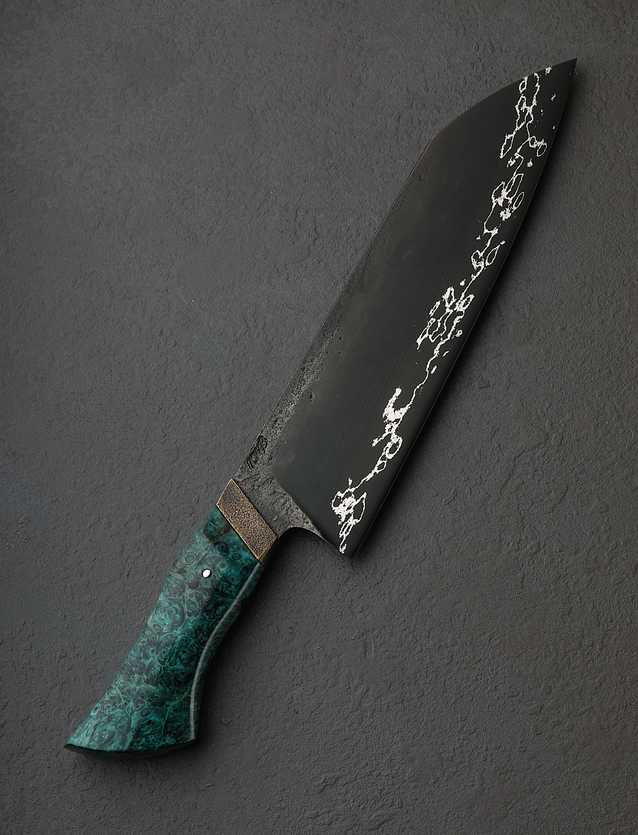 Korben Bloomfield - United Kingdom Santoku & Bunka Teal Silvervine Santoku 242mm