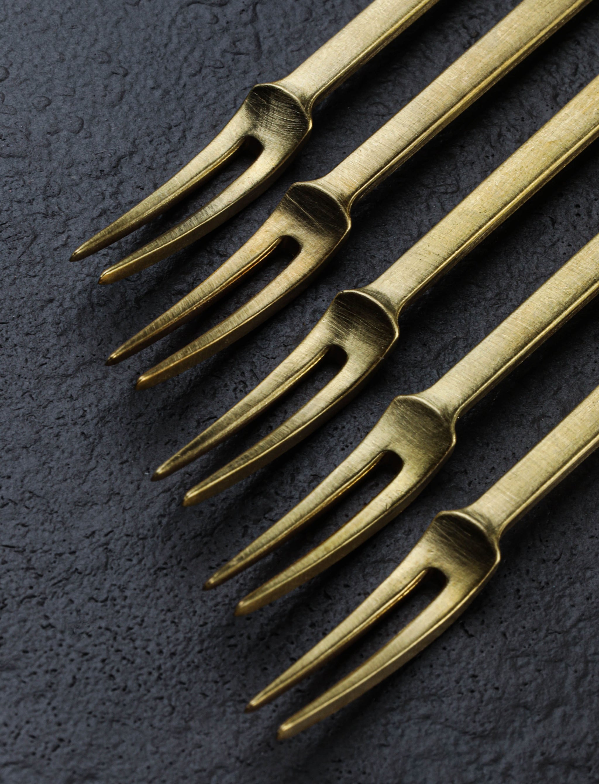 Azmaya - Japan Serving Petit Brass Serving Forks