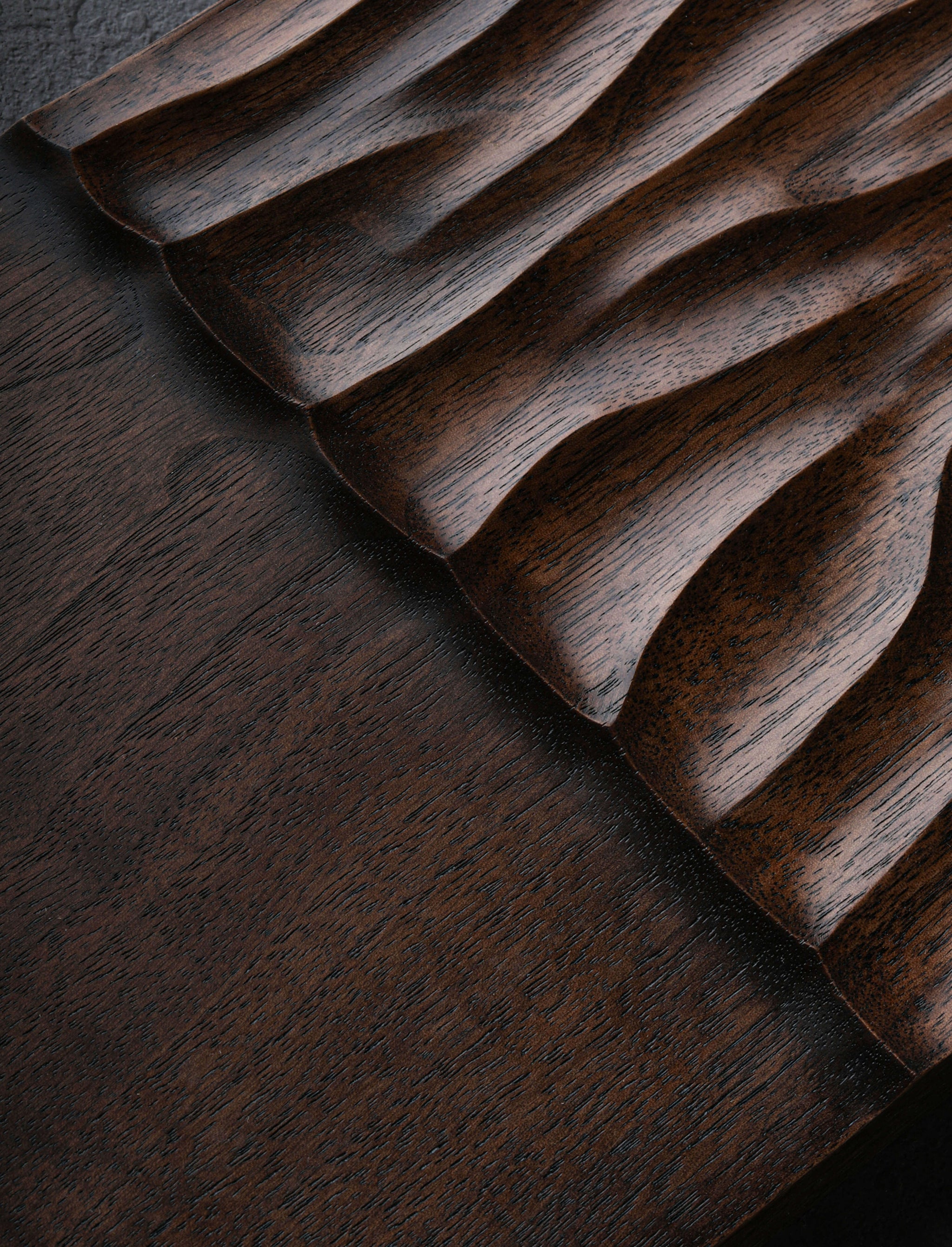 Luke Hope - London & Central Vietnam Serving Waves Sharing Set