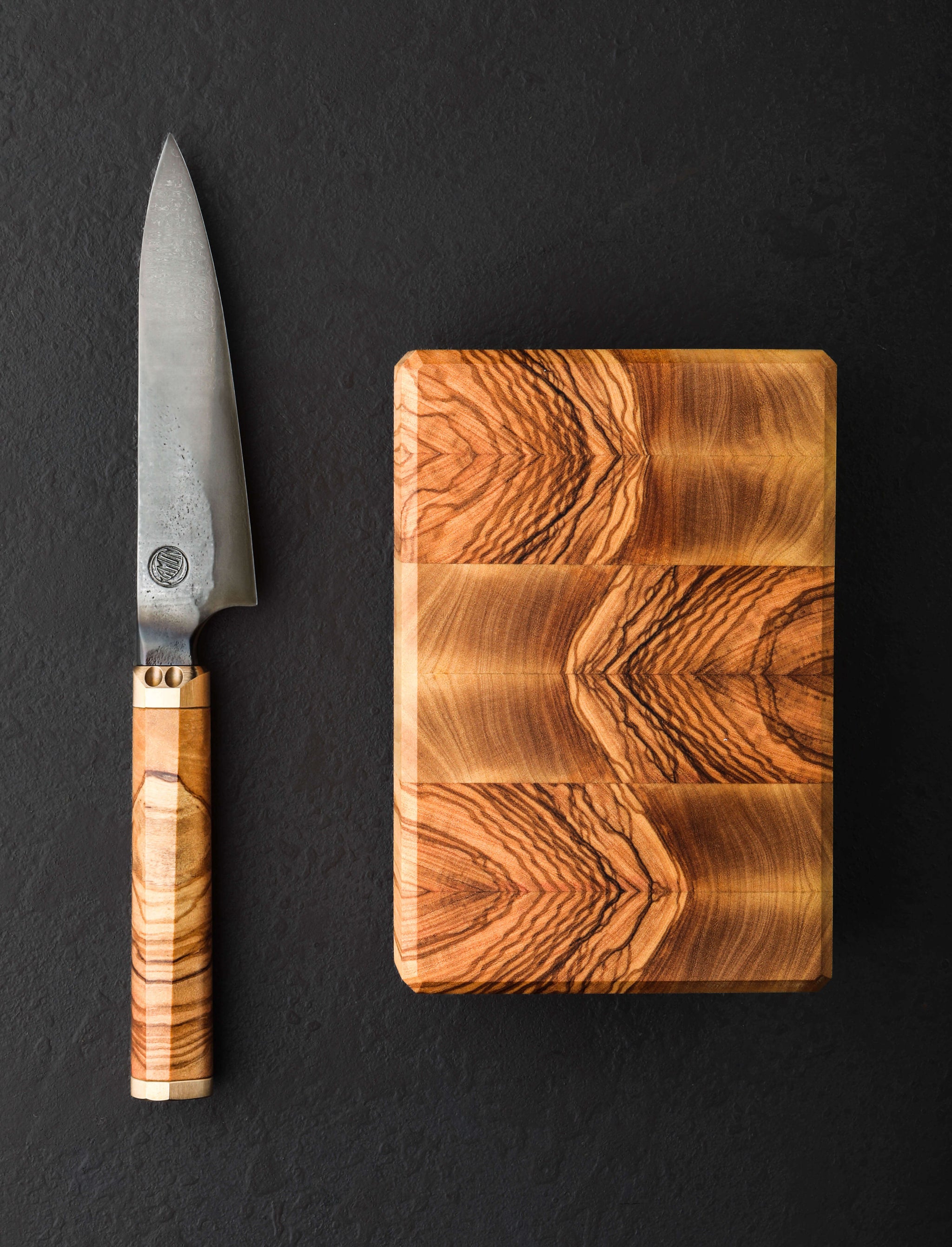 Benjamin Kamon - Austria Sets Olive Bar Blade & Board